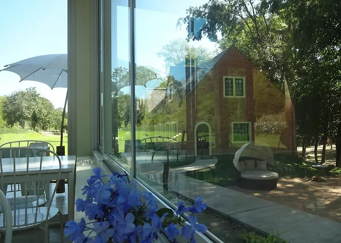 Resort Bibury 3*